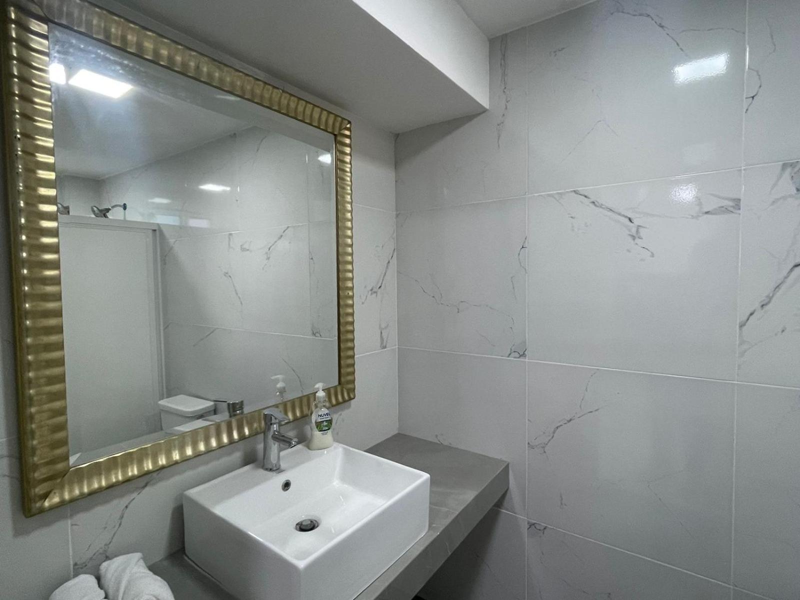 Guest House Stone Wall Residences カンクン エクステリア 写真