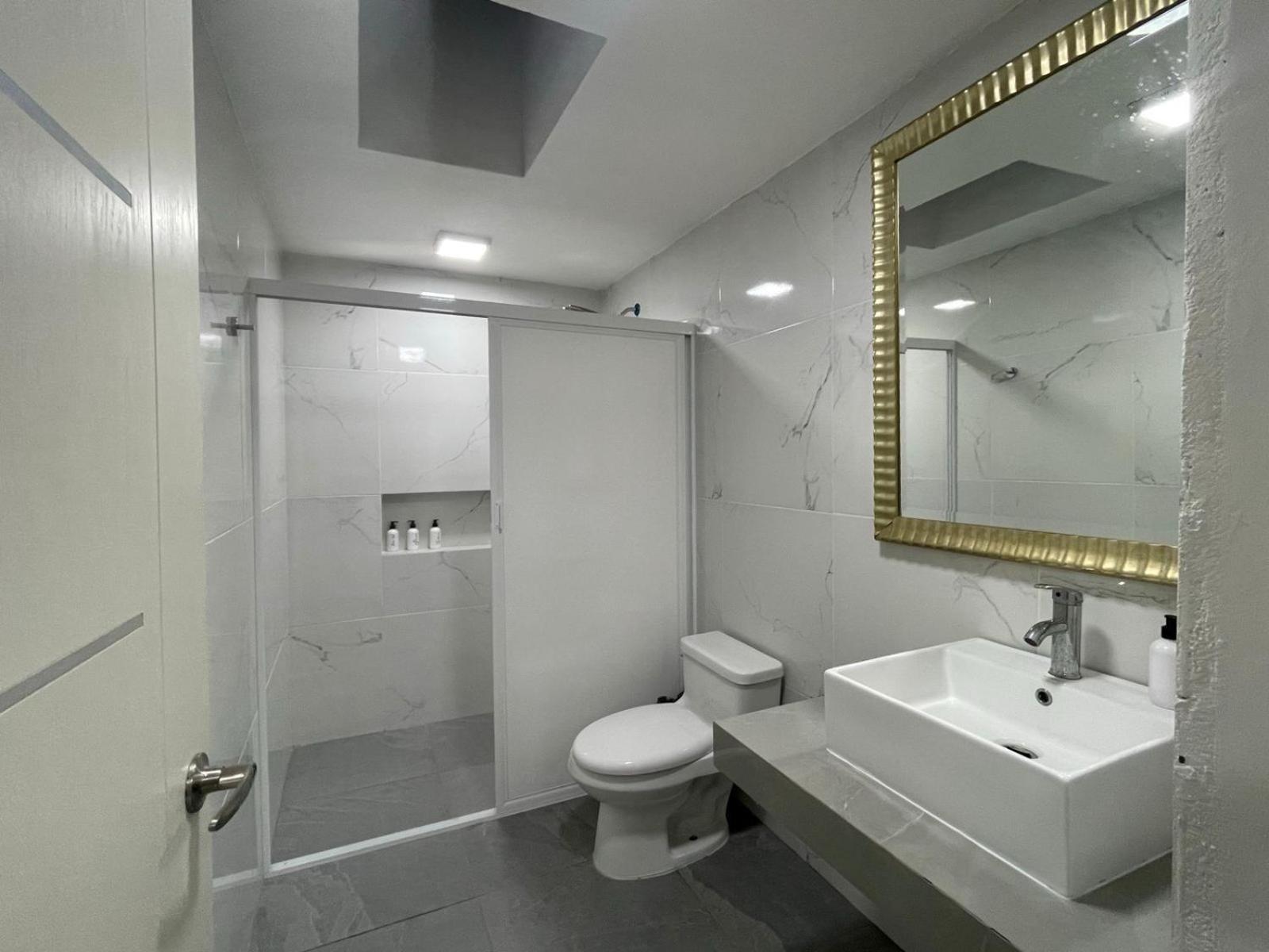 Guest House Stone Wall Residences カンクン エクステリア 写真