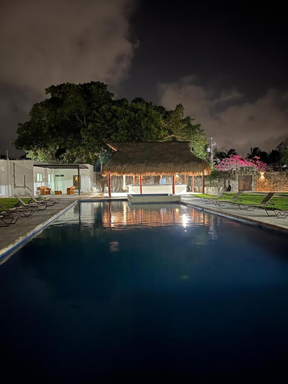 Guest House Stone Wall Residences カンクン エクステリア 写真